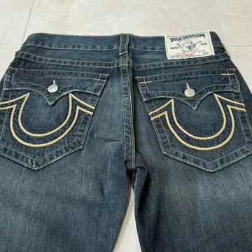 미사용 새상품 TRUE RELIGION 32인치