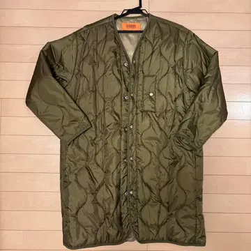 UNIVERSAL OVERALL x BAY FLOW 콜라보 퀼팅 코트