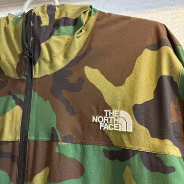 THE NORTH FACE 카모플라쥬 후드 부착 자켓