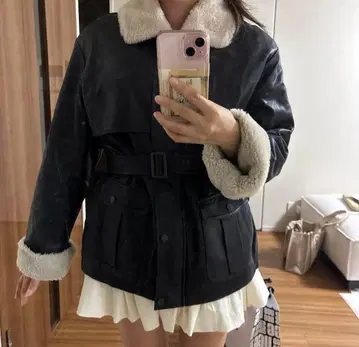 papermoon 블랙 무스탕 자켓