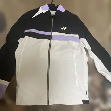 요넥스 윈드브레이커