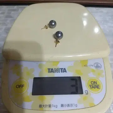 그레이 진주 귀걸이 3g