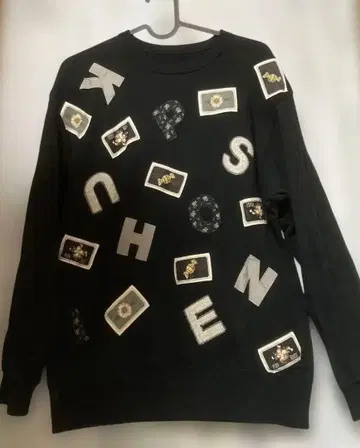 핑크하우스 트레이닝복 블랙 계열 패치워크 로고 와펜
