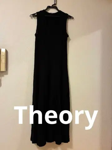 Theory 블랙 슬리브리스 롱 원피스