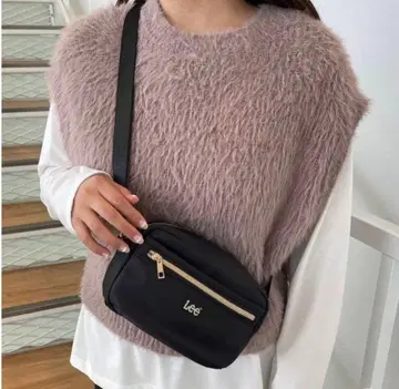 Lee 스퀘어 숄더 숄더백 블랙