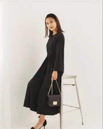 COHINA 와셔 플레어 원피스