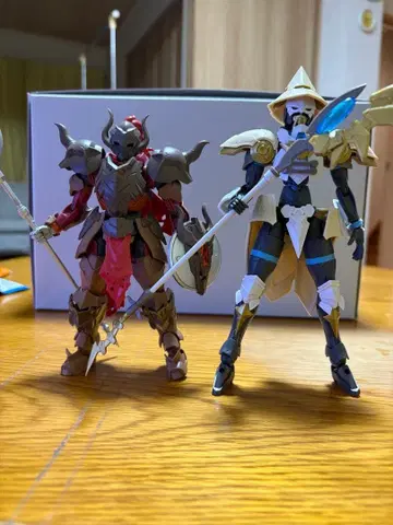 조립 완료 30MF 2체 세트