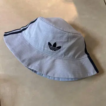 [ 새상품 ] adidas Originals x Oasis 버킷햇