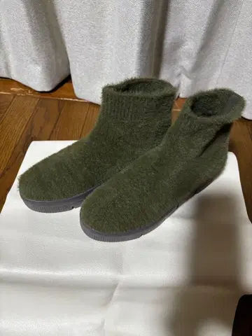 Gomu56 통굽 경량 부츠 24cm 미사용품