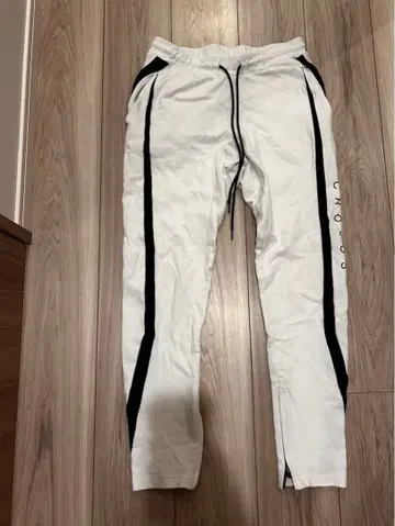 SONOS 화이트 조거 팬츠 M