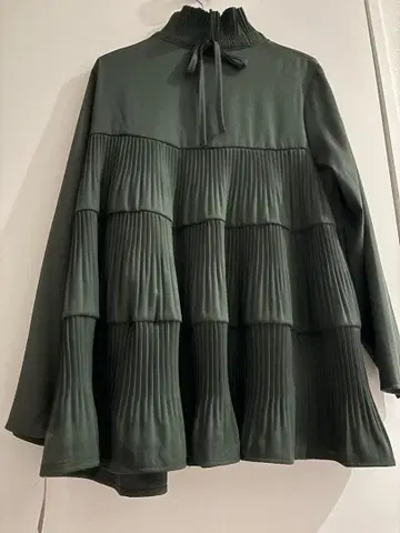 플리츠 블라우스