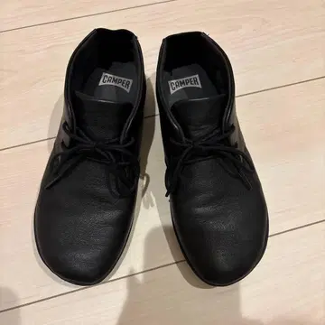 CAMPER 블랙 신발