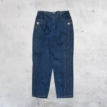 새상품급 빈티지 자수 사이드 스티치 데님 팬츠 테이퍼드 레트로 y2k