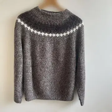 브라운 그레이 계열 노르딕 무늬 스웨터 M 사이즈 여성용 가을/겨울