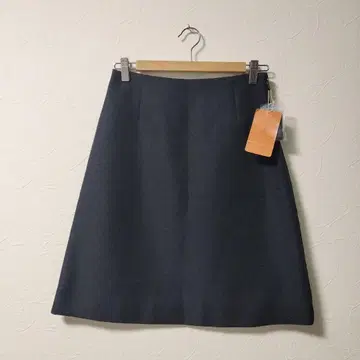 UNITED ARROWS 네이비 플레어 스커트 사이즈 40