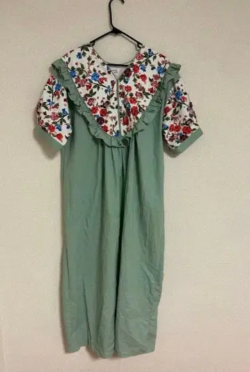 메리제니 플로리스트 퀼트 원피스