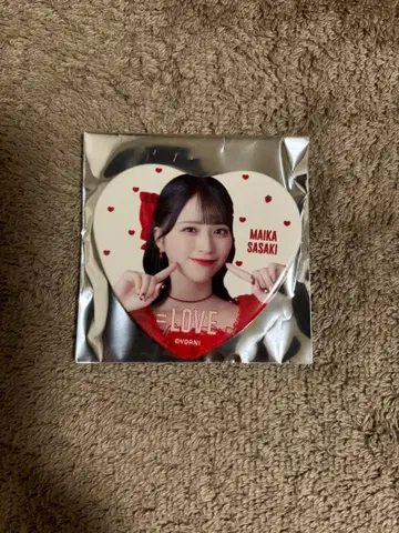 = LOVE 사사키 마이카 캔뱃지