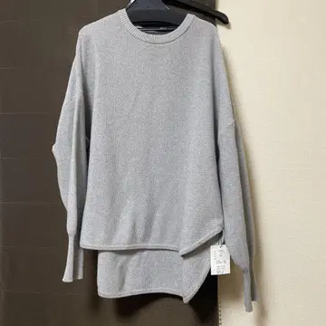 비대칭 그레이 긴팔 니트