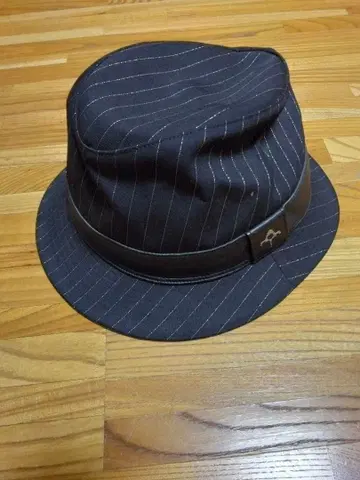 백본 스트라이프 햇 레어입니다!