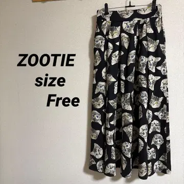 ZOOTIE 고양이 얼굴 프린트 플레어 스커트