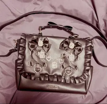 noemie 반짝이는 리본 참 3way 백팩 블랙