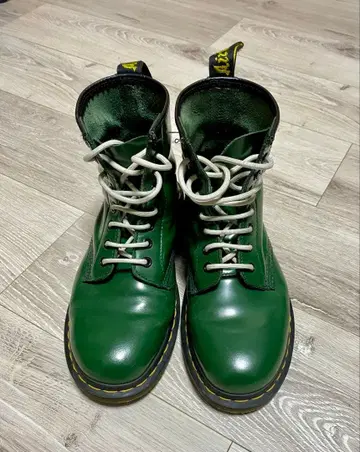 닥터마틴 Dr.Martens 8홀 부츠 1460
