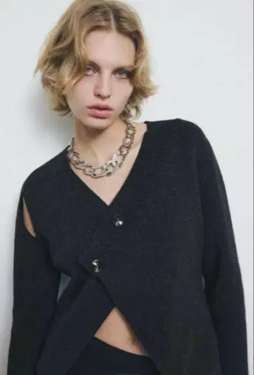 ZARA 비대칭 가디건 L