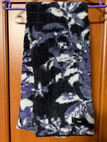 HARE 샤기 플라워 꽃무늬 머플러 보라색 계열