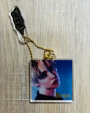 ACT : TOMORROW JAPAN POPUP 캡슐 토이 영준