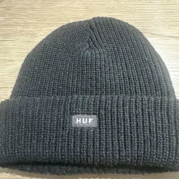 HUF 블랙 니트 모자