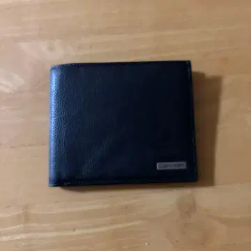 캘빈 클라인 이단 접이식 지갑 블랙 가죽