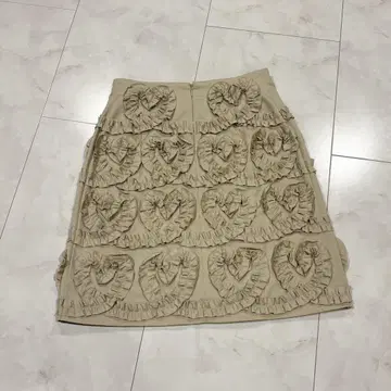 Rythme KUMIKYOKU 입체 프릴 스커트