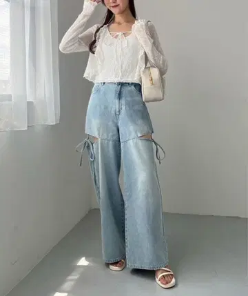 NICE CLAUP 컷 아웃 리본 와이드 데님 팬츠