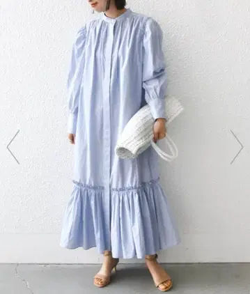 새상품 [ SHIPS WEB 한정판 ] 스트라이프 개더 프릴 원피스