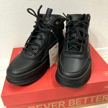 택 포함 새상품 PUMA MAYRA 푸마 마이라 22.5cm 블랙 통굽