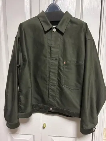 Traditional Weatherwear 밀리터리 자켓 올리브