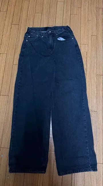 다크 그레이 와이드 레그 데님