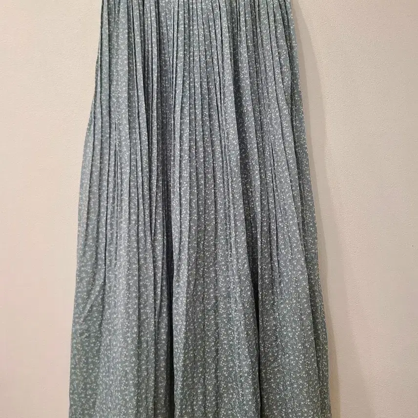 New Mint Floral Long Skirt