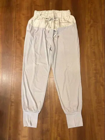 새상품 이소재 조거 팬츠 그레이