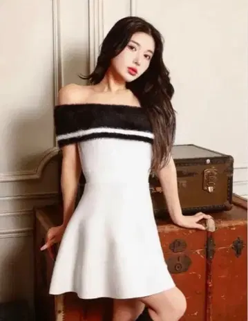 Darich 바이컬러 오프숄더 미니 원피스