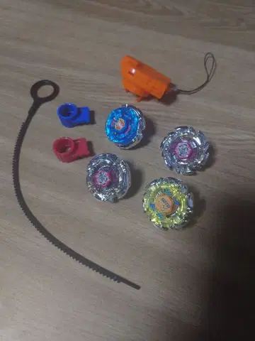 메탈 파이트 베이블레이드 미니 베이블레이드 스트랩 묶음 판매