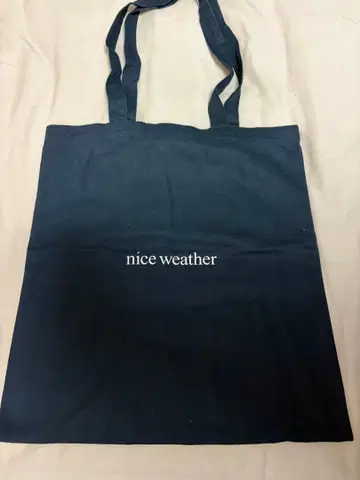 nice weather 네이비 토트백