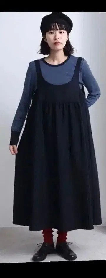 뷔르데사봉 백리본 오버롤 스커트