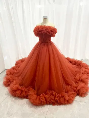 하츠코엔도 질풍 테라코타 컬러 드레스