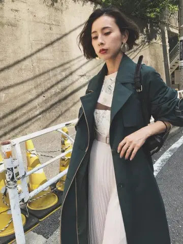 BACK PLEATS LAYERED COAT AMERI vintage