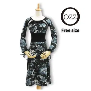 새상품급 오즈온 꽃무늬 허리 니트 절개 원피스 프리 사이즈 카키 계열