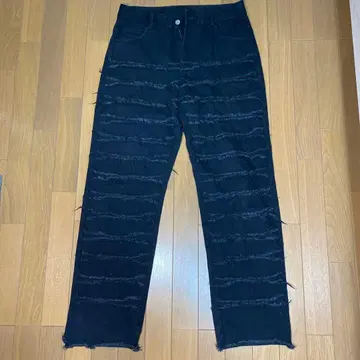 프린지 가공 블랙 데님 와이드 팬츠