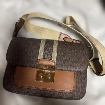 Michael Kors 숄더백 브라운/베이지