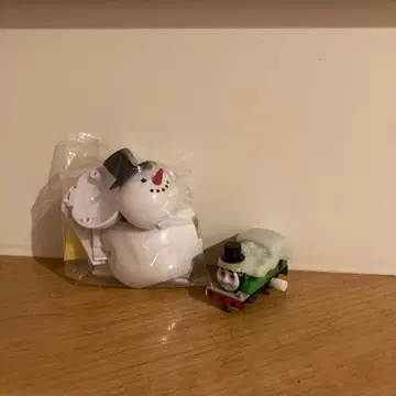 캡슐 프라레일 올리버와 눈사람 세트