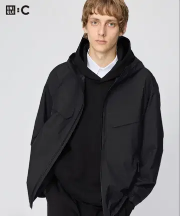 [새상품] UNIQLO:C 블록테크 후드티 블랙 L 사이즈